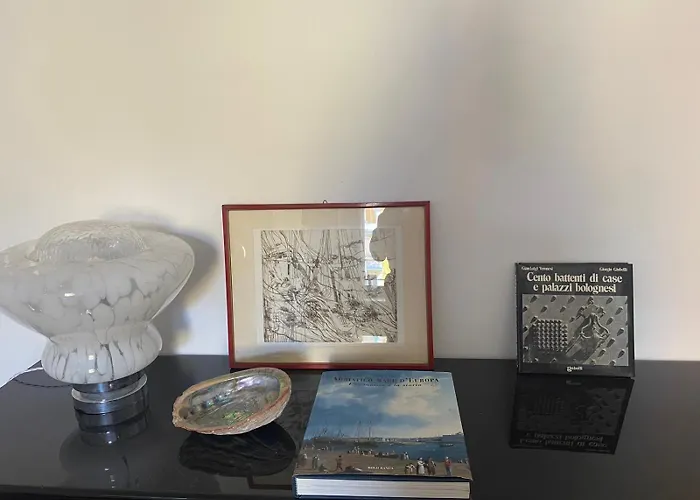 Civico 8 Brother And Sister